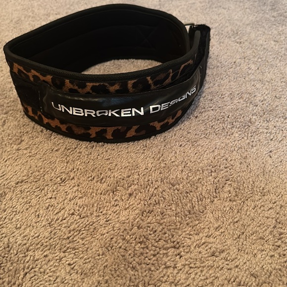 Weightlifting belt - Picture 4 of 6